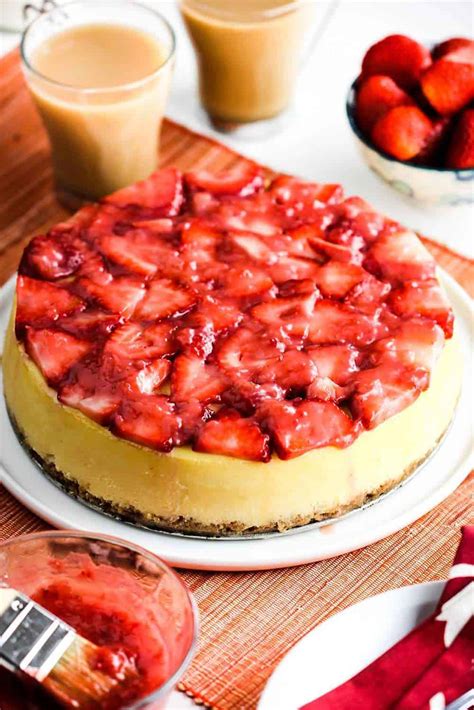new-york-style-cheesecake-with-strawberry-glaze-how image