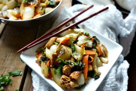 15-minute-stir-fried-chicken-and-bok-choy-a-mind-full image