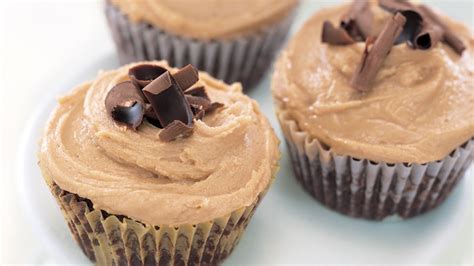 brownie-cupcakes-with-peanut-butter-frosting-bon image