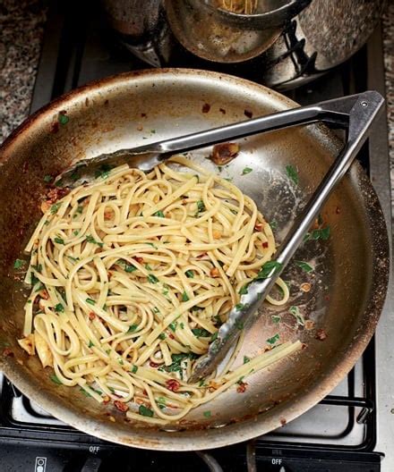 linguine-with-anchovies-parsley-and image