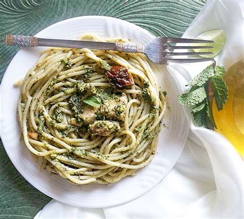 creamy-chicken-pesto-spaghetti-pasta image