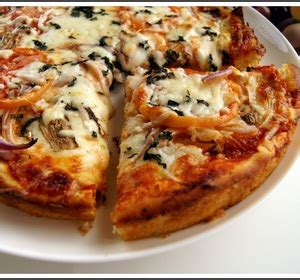 spicy-chinese-pizza-recipe-by-hiddenvalley-ifoodtv image
