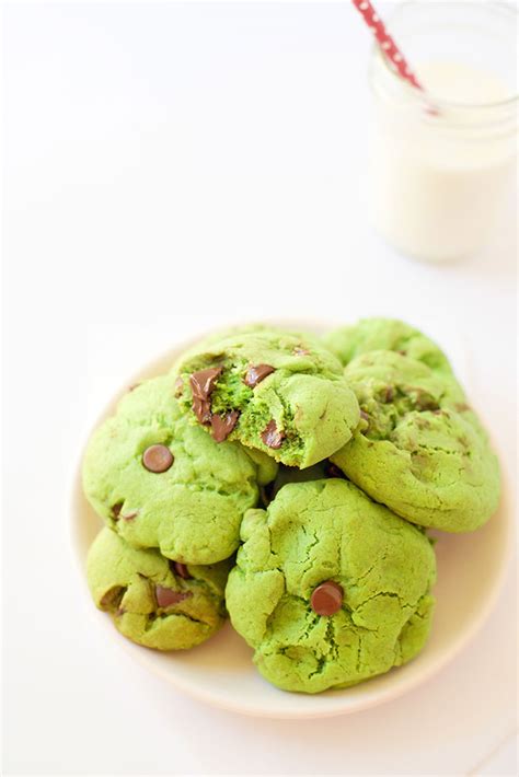 green-mint-chocolate-chip-cookies-make-and-takes image