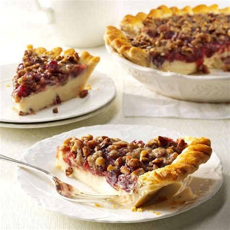 cranberry-cheese-crumb-pie-recipe-how-to-make-it image
