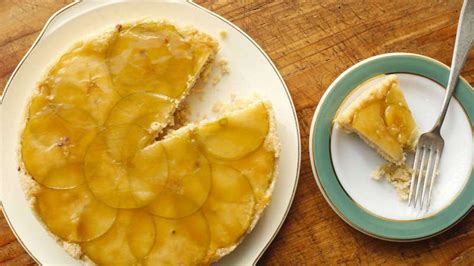 upside-down-caramel-apple-cake-recipe-rachael image