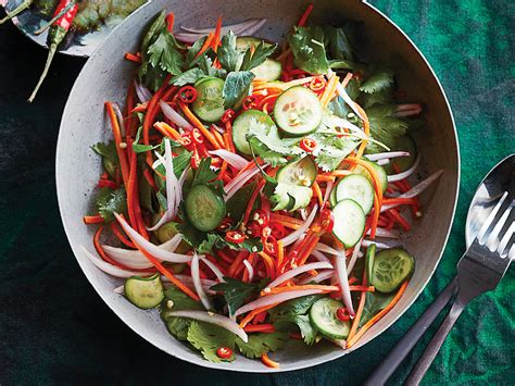 thai-basil-and-cilantro-salad-chatelaine image