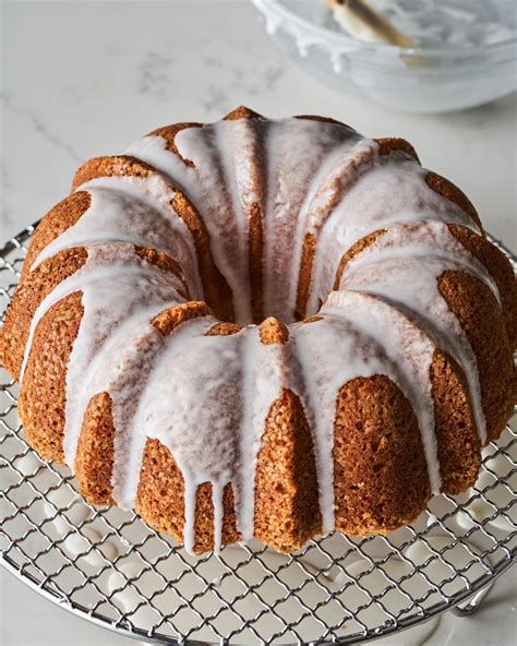 how-to-make-a-bundt-cake-the-easiest-most-foolproof image