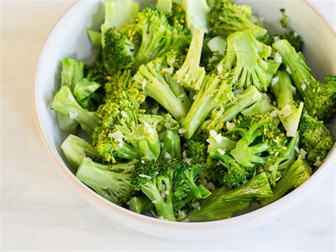 quick-easy-lemon-garlic-broccoli-cook-smarts image