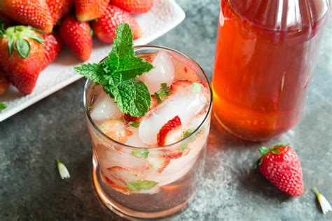 homemade-strawberry-vodka-recipe-urban-cowgirl image