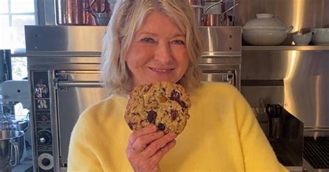 recipe-martha-stewarts-kitchen-sink-cookies-cbs image
