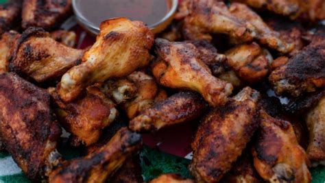 the-big-easy-yard-bird-wings-char-broil image