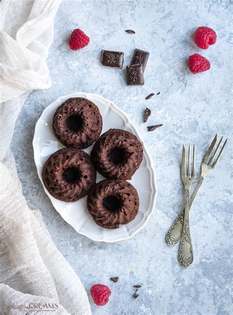 raspberry-chocolate-mini-bundt-cakes-cooking-my image