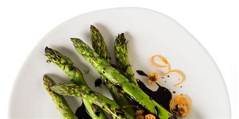 roasted-asparagus-with-balsamic-orange-drizzle image