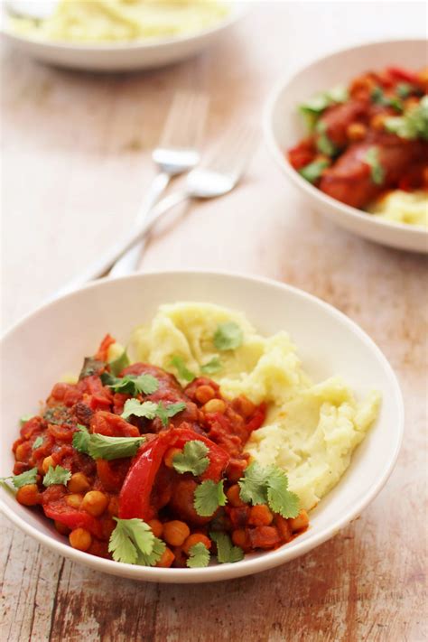 moroccan-lamb-sausage-and-chickpea-tagine-easy image