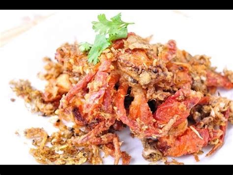 thai-food-deep-fried-soft-shell-crab-with-garlic-and image