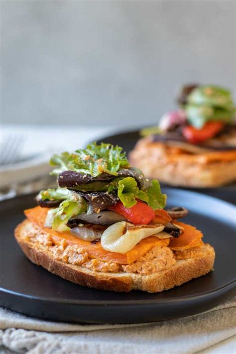 22-easy-vegan-sandwiches-for-lunch-nutriciously image