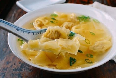 shanghai-wonton-soup-the-woks-of-life image