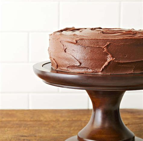 chocolate-sour-cream-cake-with-fudgy-frosting-better image