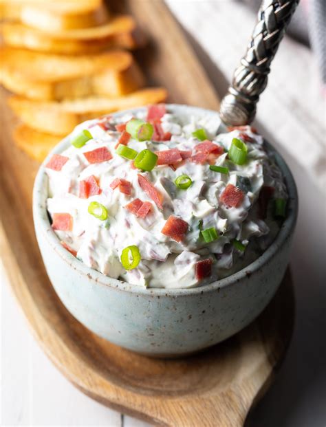 amazing-chipped-beef-dip-recipe-video-a-spicy image