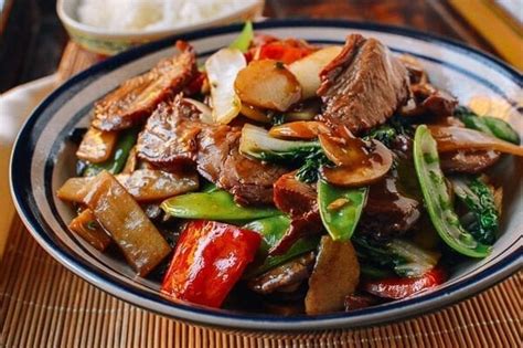 roast-pork-with-chinese-vegetables-the-woks-of-life image
