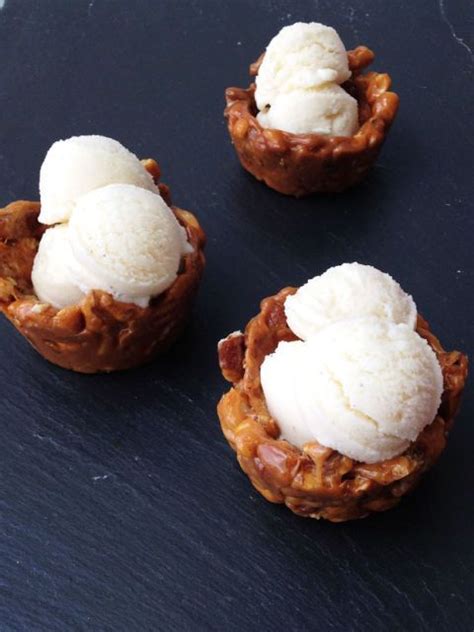 edible-cookie-bowls-edible-cookie-ice-cream-cups image