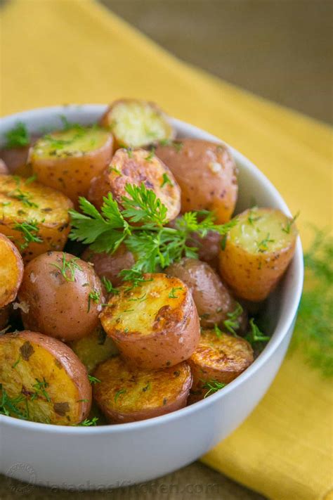 easy-oven-roasted-baby-red-potatoes-natashas-kitchen image