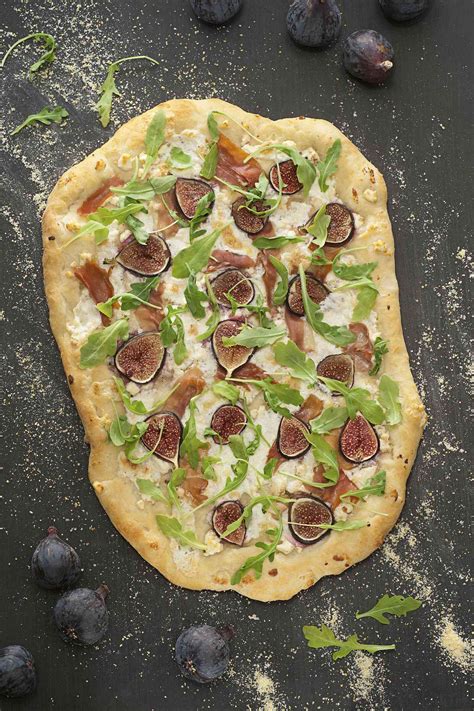 grilled-fig-and-arugula-pizza-recipe-the-spruce-eats image