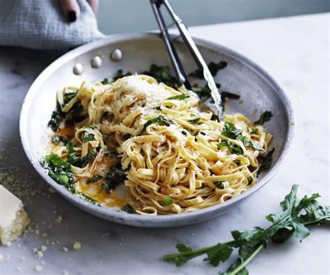 linguine-with-chilli-and-rocket-recipe-gourmet-traveller image