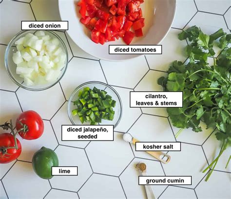 5-minute-easy-homemade-salsa-southern-bytes image