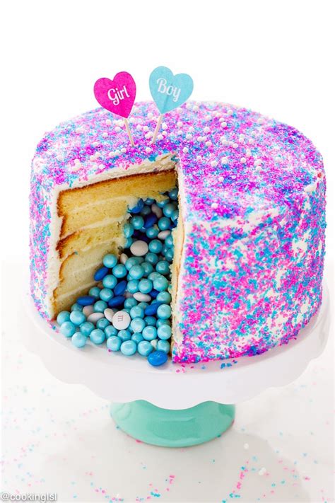 gender-reveal-surprise-cake-recipe-cooking image