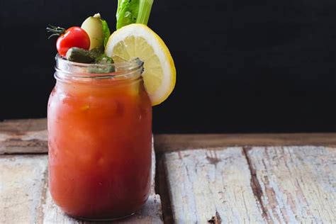fire-roasted-bloody-mary-bloody-mary-recipe-muir-glen image