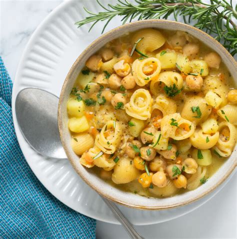 italian-chickpea-soup-pasta-e-ceci-the-petite-cook image