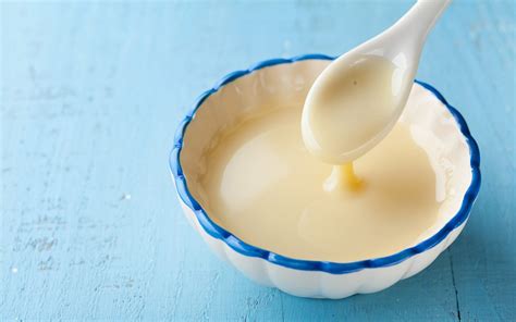 sweetened-condensed-milk-substitutes-to-use-in-a image