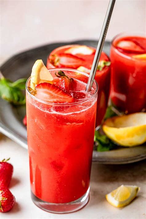 strawberry-lemonade-sangria-the-best-white-wine image
