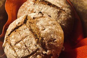 walnut-raisin-bread-respect-food image