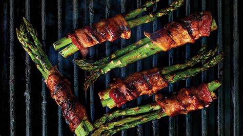 grilled-bacon-wrapped-asparagus image