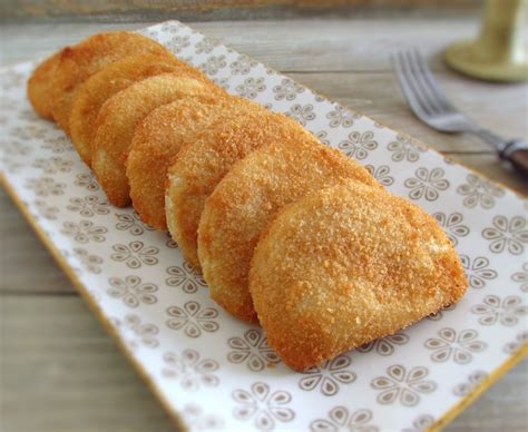 meat-rissoles-food-from-portugal image