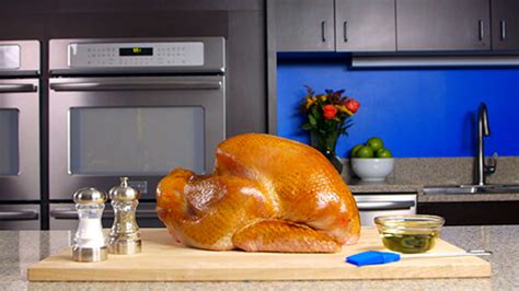 how-to-roast-a-turkey-in-the-oven-butterball image