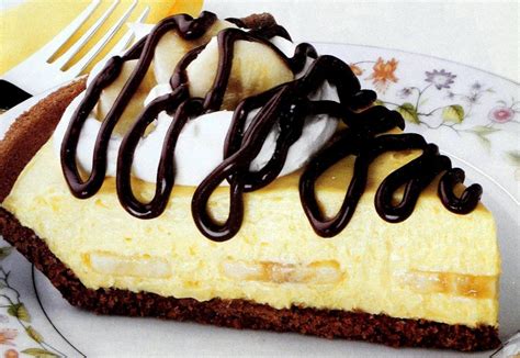 15-minute-chocolate-banana-cream-pie-recipe-1994 image