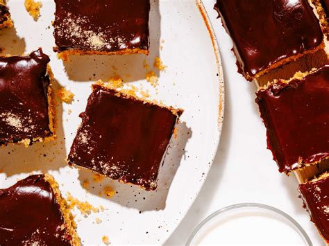 graham-snacking-cake-serves-4-brava-brava-home image