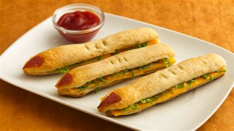 witches-finger-sandwiches-recipe-pillsburycom image