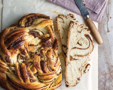rosemary-fig-marsala-round-challah-bake-from-scratch image