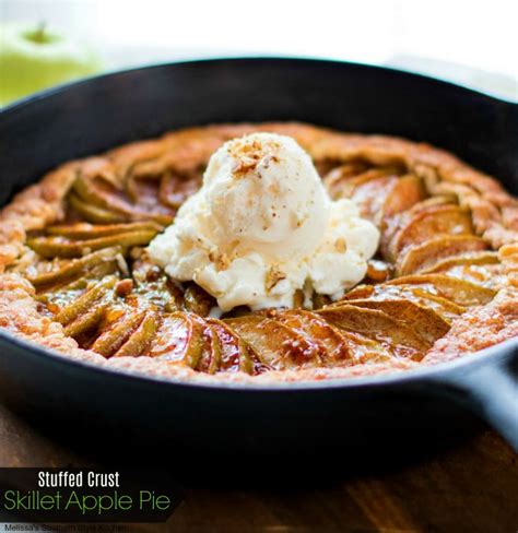 stuffed-crust-skillet-apple-pie image