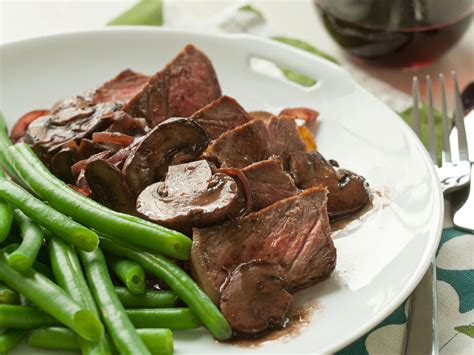 peppered-steak-with-mushrooms-and-red-wine-pan-sauce image