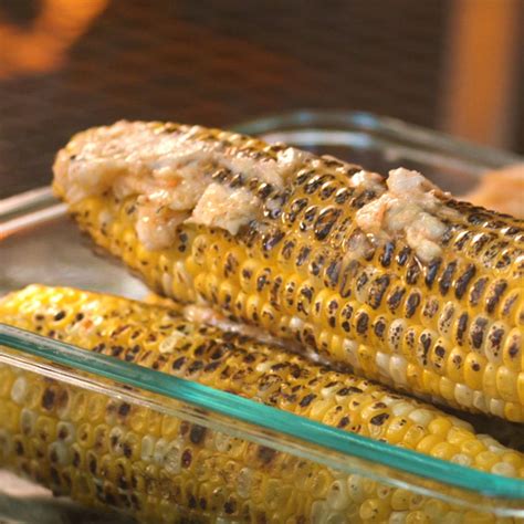 grilled-corn-with-spicy-honey-butter-grill-mates image