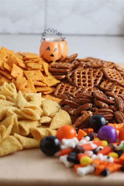 halloween-snack-mix-monster-munch-grits-and image