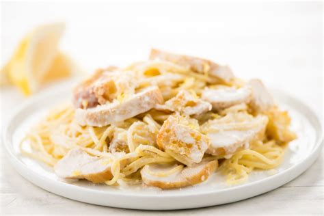 chicken-scampi-spaghetti-recipe-home-chef image