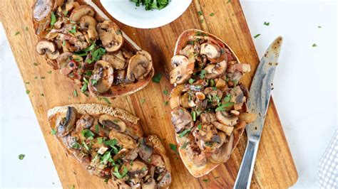 liver-wild-mushrooms-on-toast-trulocal image