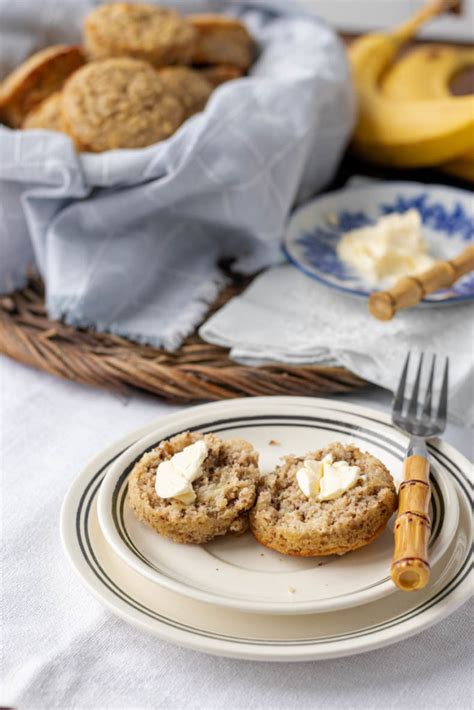 healthy-banana-muffins-with-walnuts-keto-in-pearls image