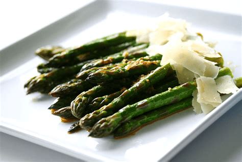 slow-butter-braised-asparagus-steamy-kitchen image